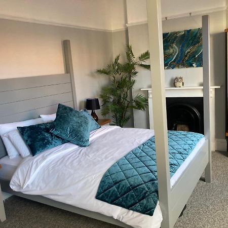Stylish Flat In Yeovil Somerset Εξωτερικό φωτογραφία