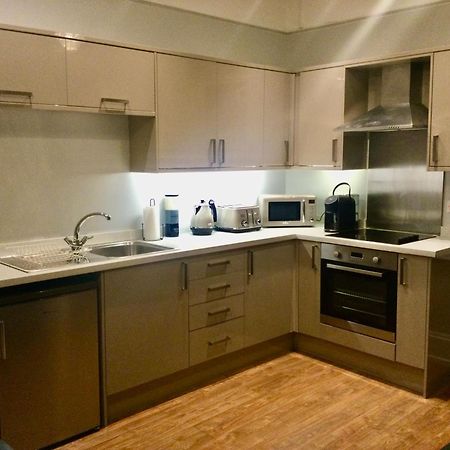 Stylish Flat In Yeovil Somerset Εξωτερικό φωτογραφία